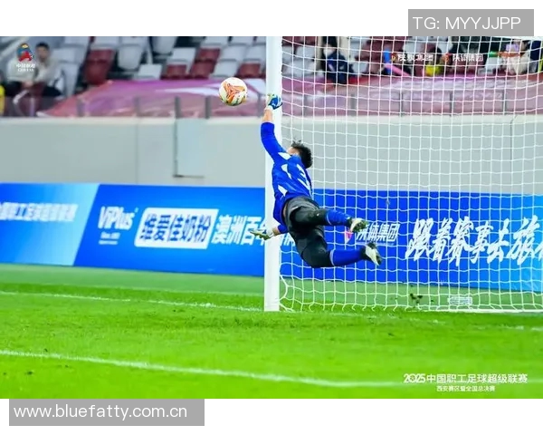 西安足球队与上海足球队赛后复盘分析及状态对比探讨